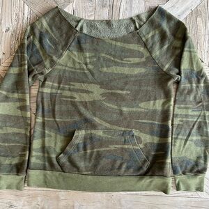 Sanctuary Green Camouflage Sweatshirt
